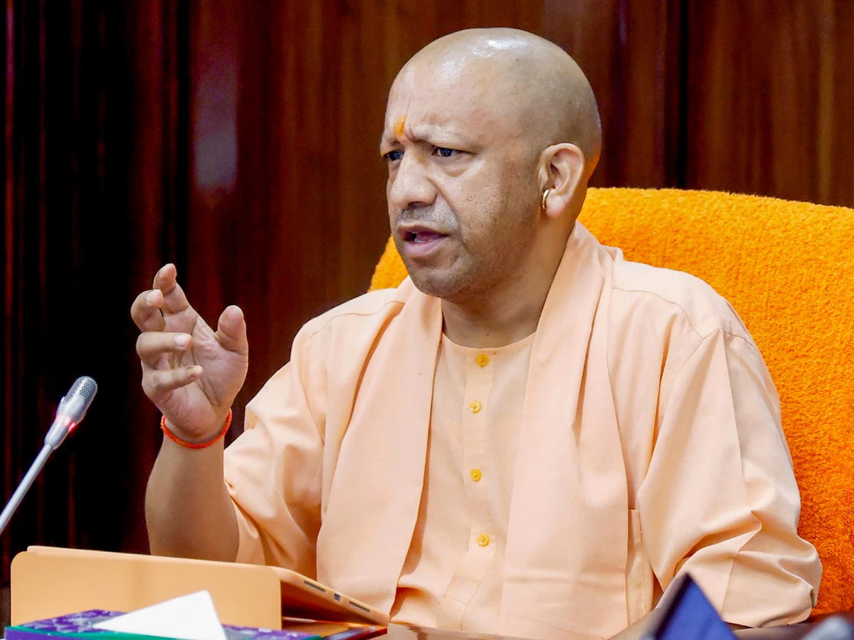 UP Top News Today : योगी कैबिनेट 20 प्रस्तावों पर लगाएगी मुहर, धान खरीद को लेकर बड़ा आदेश