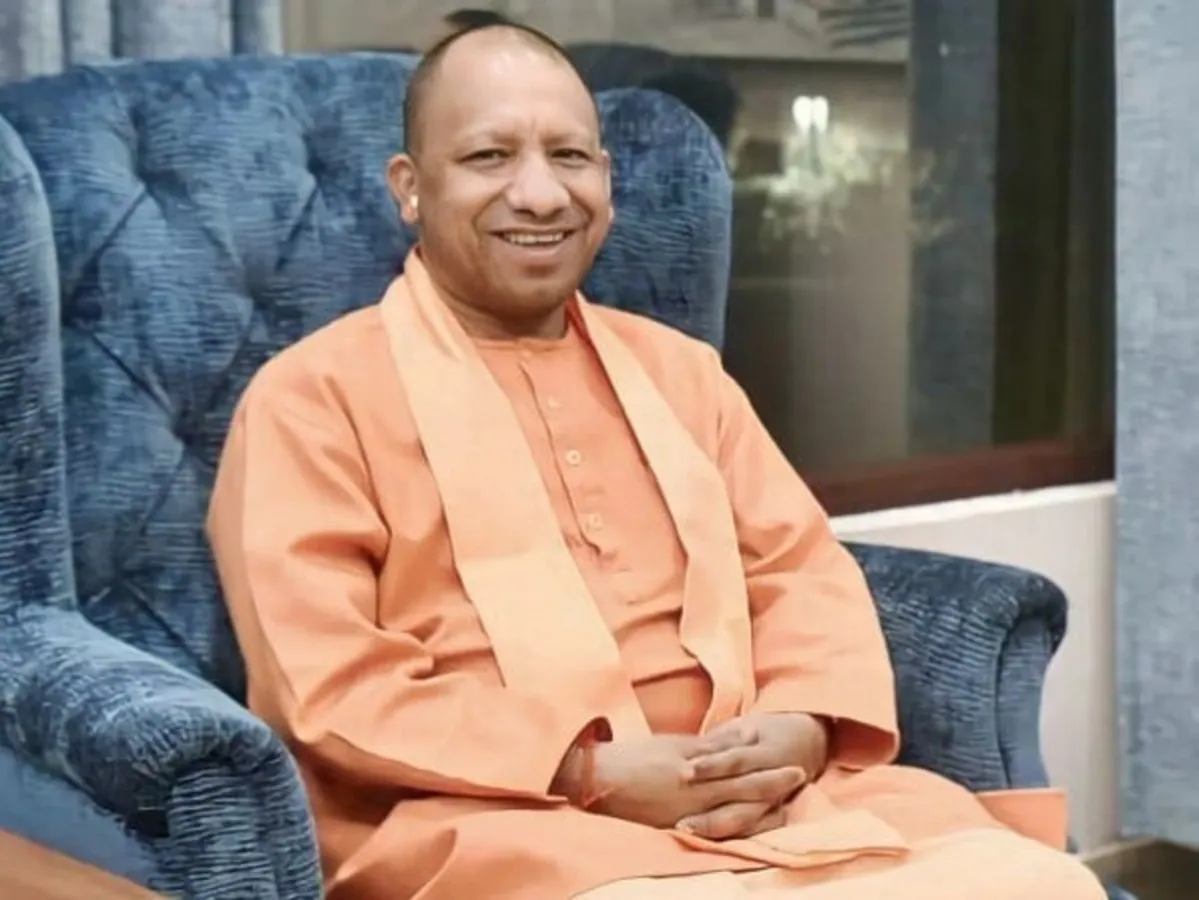 योगी की अगुवाई में आज गोरखपुर में निकलेगी प्रह्लाद की शोभायात्रा, 60 किलो फूलों से खेली जाएगी पुष्प होली