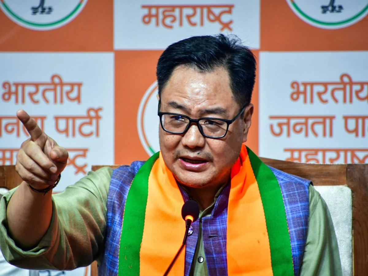 कांग्रेस और कम्युनिस्टों ने लोगों को बेवकूफ बनाया, केरल चुनावों पर केंद्रीय मंत्री किरण रिजिजू