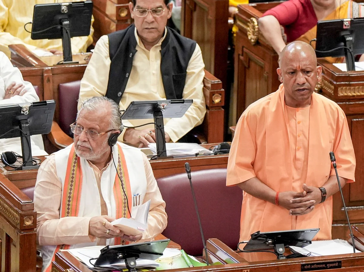 मायावती के साथ गेस्ट हाउस कांड को याद दिला सपा पर बरसे योगी, पूजा पाल प्रकरण का भी जिक्र किया