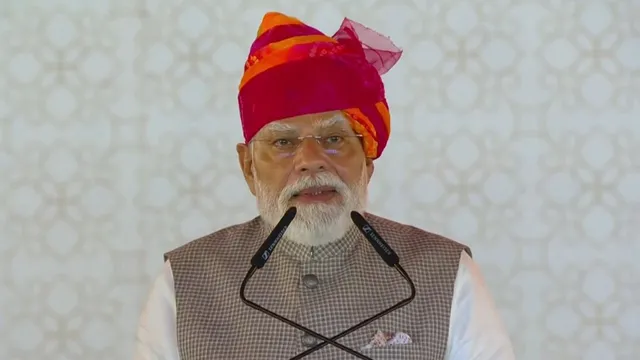 ‘संकट के समय भारत ने सही फैसले लिए’, देश की पहली ग्रीनफील्ड रिफाइनरी का उद्घाटन कर बोले पीएम मोदी
