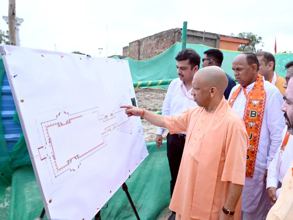 योगी ने बाराबंकी को दी 542 करोड़ से अधिक की सौगात, सीएम सपा पर खूब गरजे भी