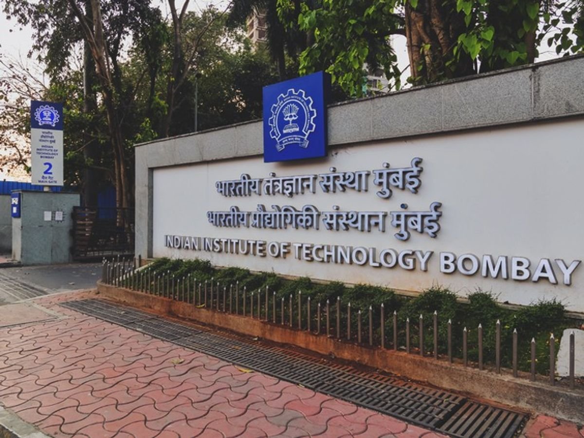 7 महीने में 3 मौतें… IIT बॉम्बे में क्यों भड़का छात्रों का गुस्सा? ‘एक्शन और जवाबदेही’ की मांग