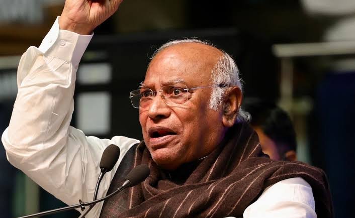 वंदे मातरम पर इस राज्य में विवाद गहराया; गृह मंत्री बोले- दे दूंगा इस्तीफा, अगर विपक्षी नेताओं ने…