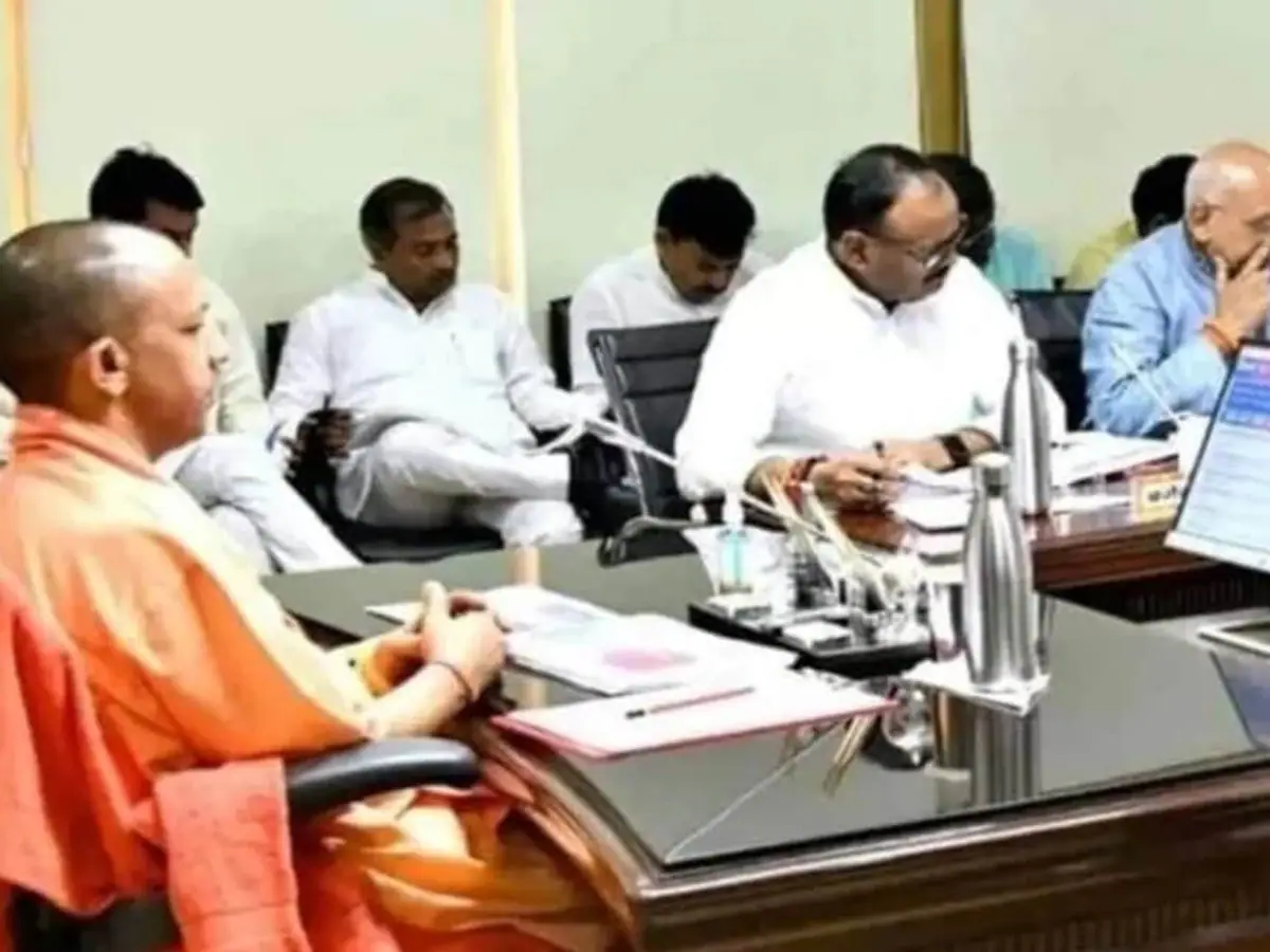 गांव में लगातार 6 महीने रहने वाले का नाम यूपी पंचायत वोटर लिस्ट में होगा, योगी कैबिनेट का फैसला