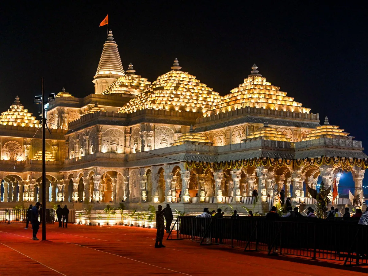 राम मंदिर में स्थानीय लोगों के लिए अलग से प्रवेश की तैयारी, आधार कार्ड से होगी एंट्री